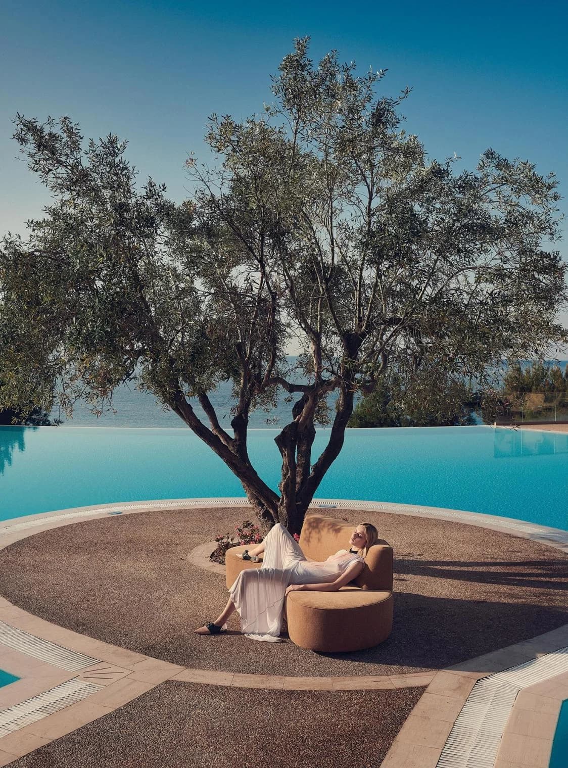 Red magazine article image